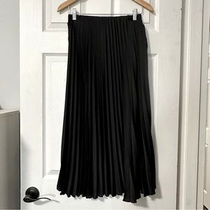 Zara pleated skirt
